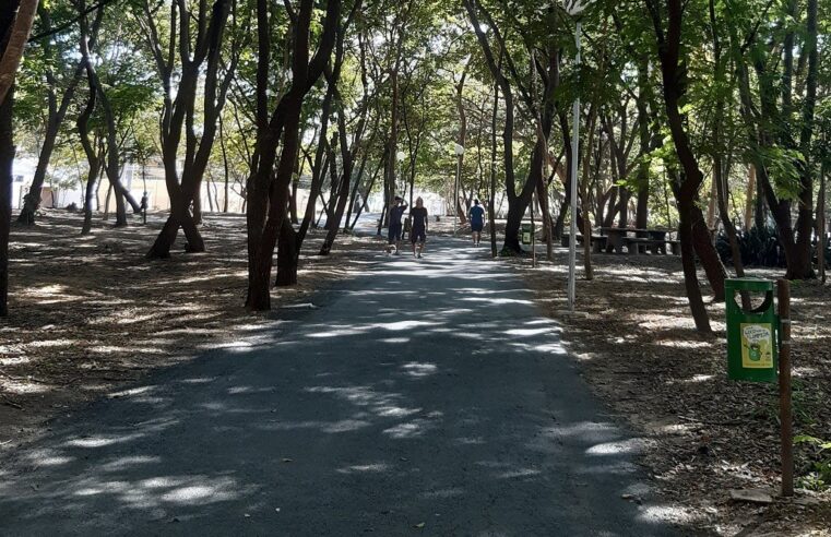 LAZER, SEGURANÇA E NATUREZA CONSERVADA | Prefeitura de Montes Claros convida população a aproveitar os parques municipais no feriadão