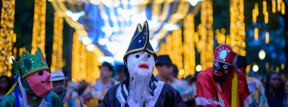 Cortejo de Folias de Reis encerra edição histórica do Natal da Mineiridade em Belo Horizonte