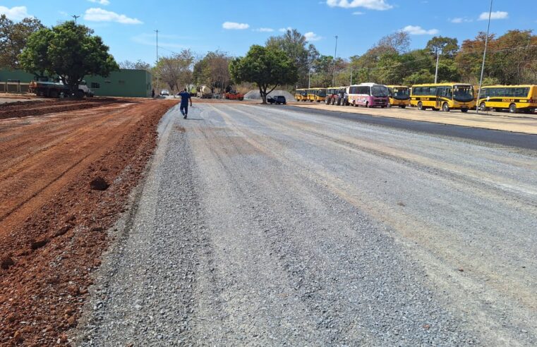 Prefeitura Nova, Estacionamento Também! Pavimentação do pátio leva mais conforto e mobilidade à população