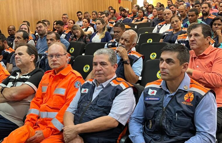 Norte de Minas capacita Comdecs sobre situação de emergência
