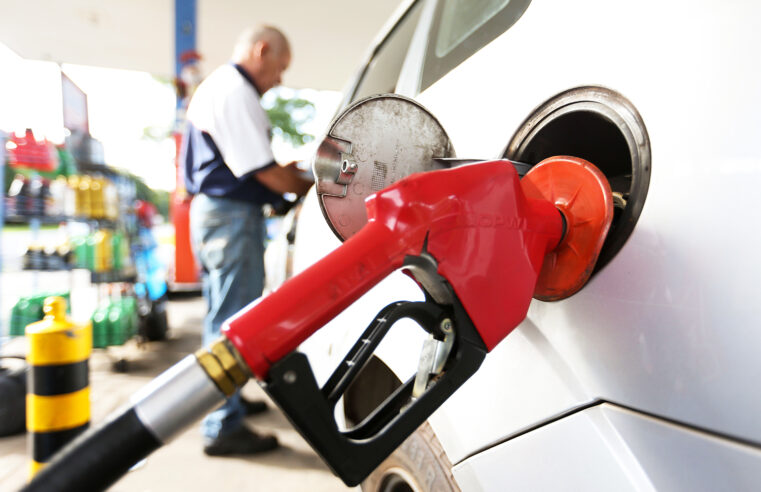 Governadores discutem fundo para estabilizar preço de combustíveis