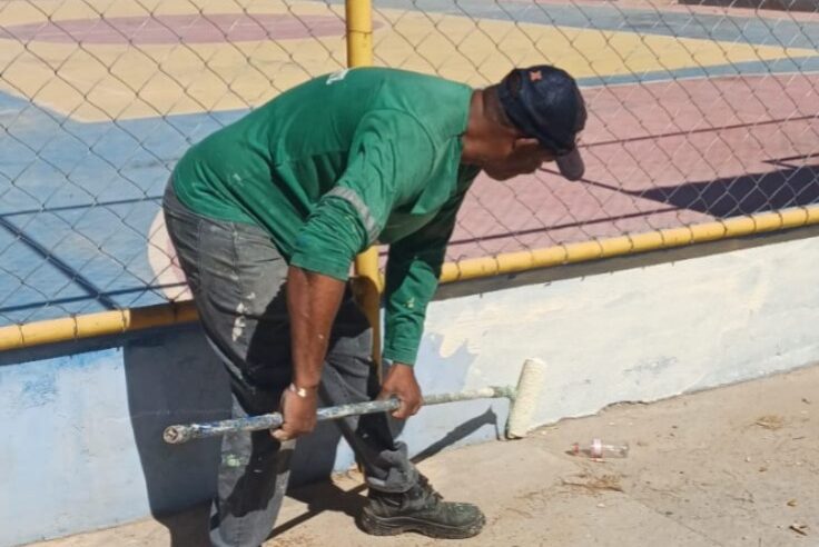 Ermidinha recebe manutenção na praça central com mais bem-estar e valorização dos espaços públicos
