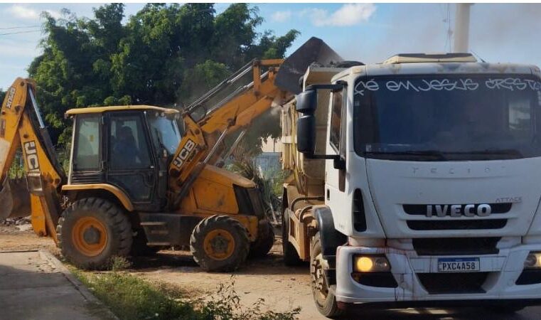 Prefeitura retira 270 toneladas de entulho no CASCO do Major Prates