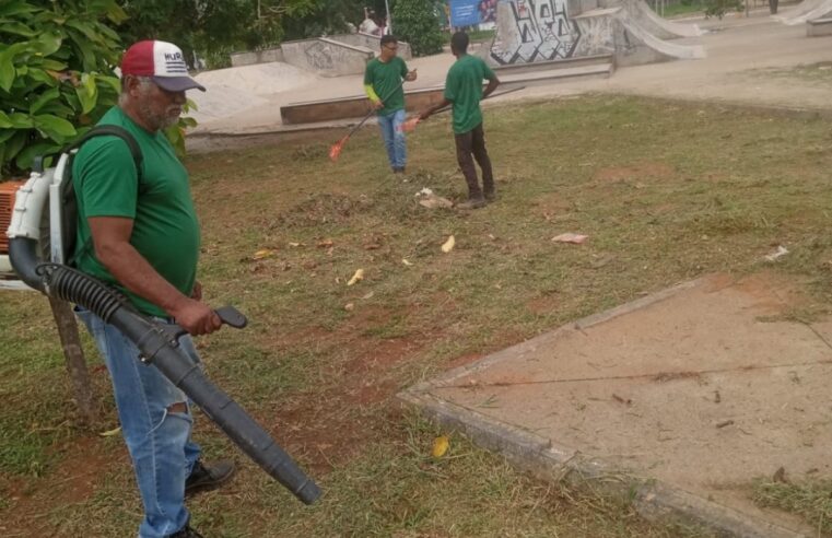 Prefeitura de Montes Claros intensifica limpeza e capina em parques, praças e jardins da cidade