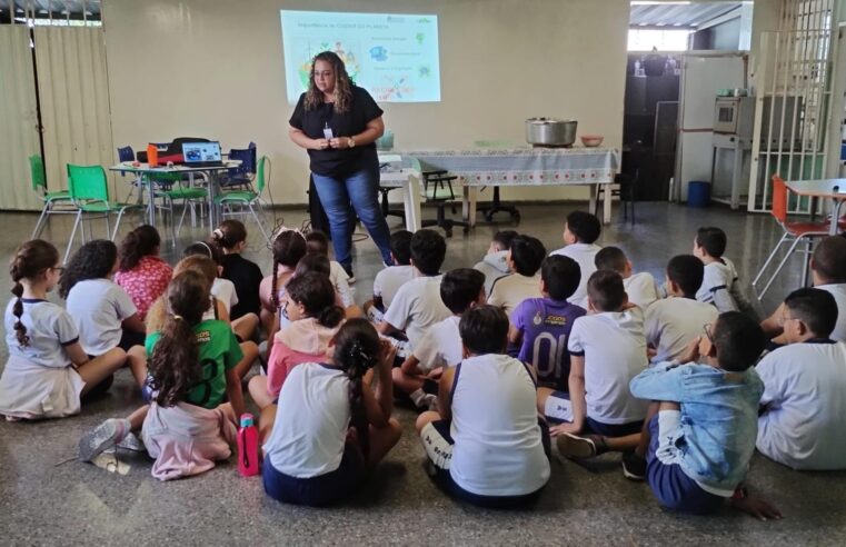 Prefeitura faz palestra em Escola Estadual Francisco Sá