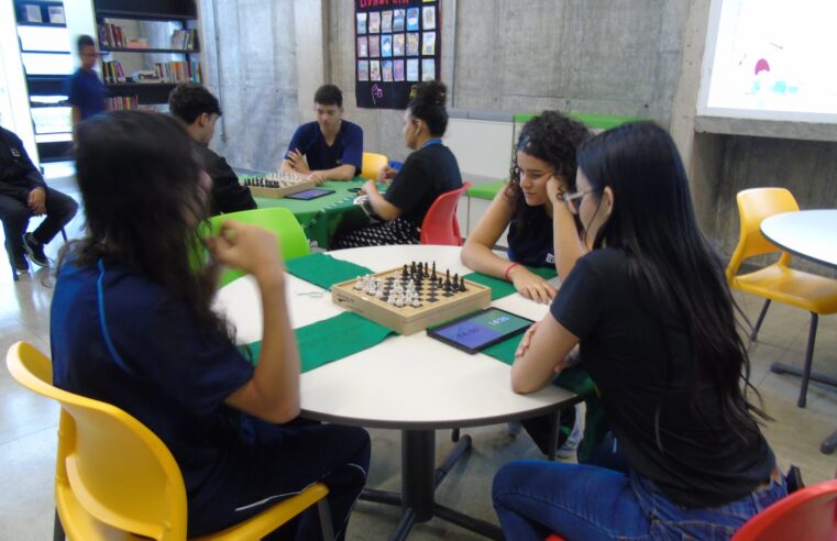 Semana do Livro e da Biblioteca agita escolas SESI e SENAI em Montes Claros com cultura e conhecimento