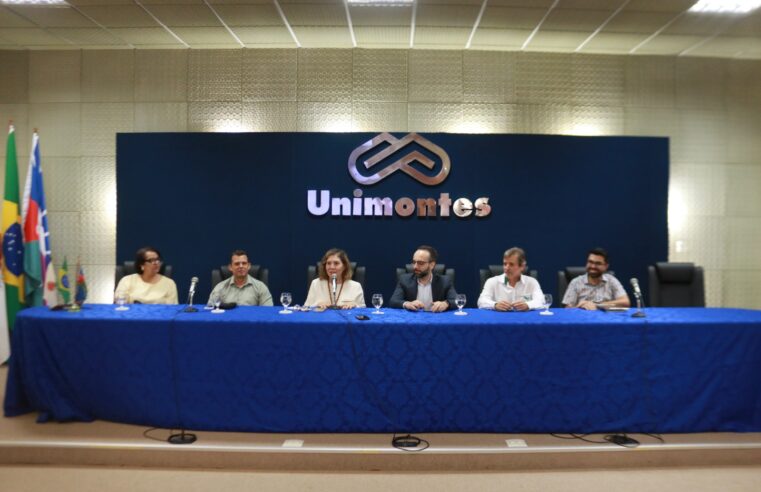 Unimontes homenageia pesquisadoras e celebra protagonismo feminino na ciência durante evento do Dia Internacional da Mulher