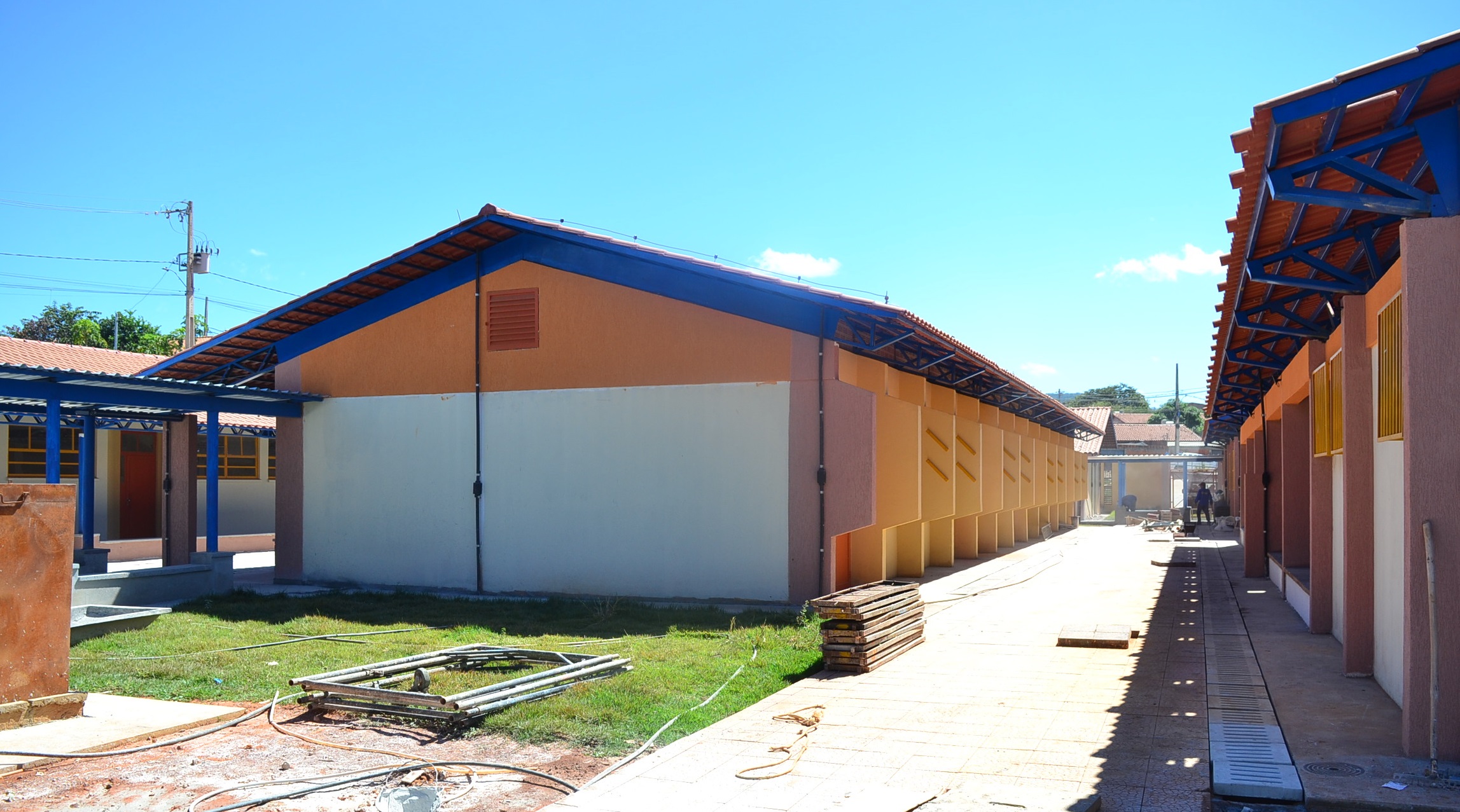 VITÓRIA DA POPULAÇÃO: Prefeitura finaliza o trabalho de conclusão da Escola do Residencial Vitória