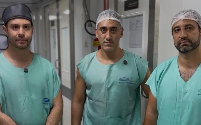 Hospital Aroldo Tourinho realiza primeira cirurgia de prótese total de tornozelo do Norte de Minas