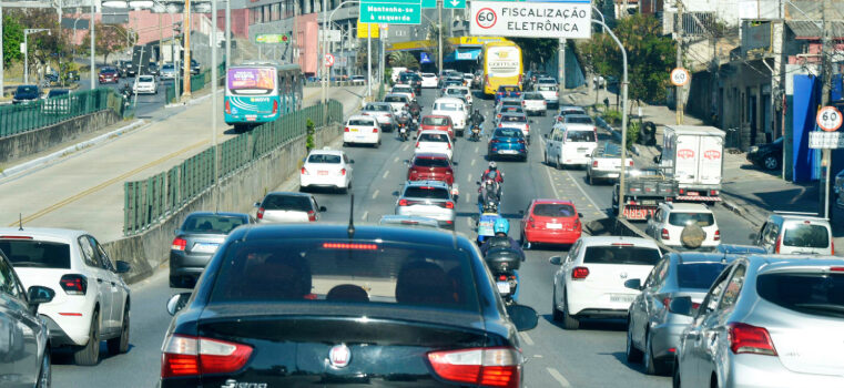 Proprietários de veículos começam a pagar o IPVA nesta segunda-feira (3)