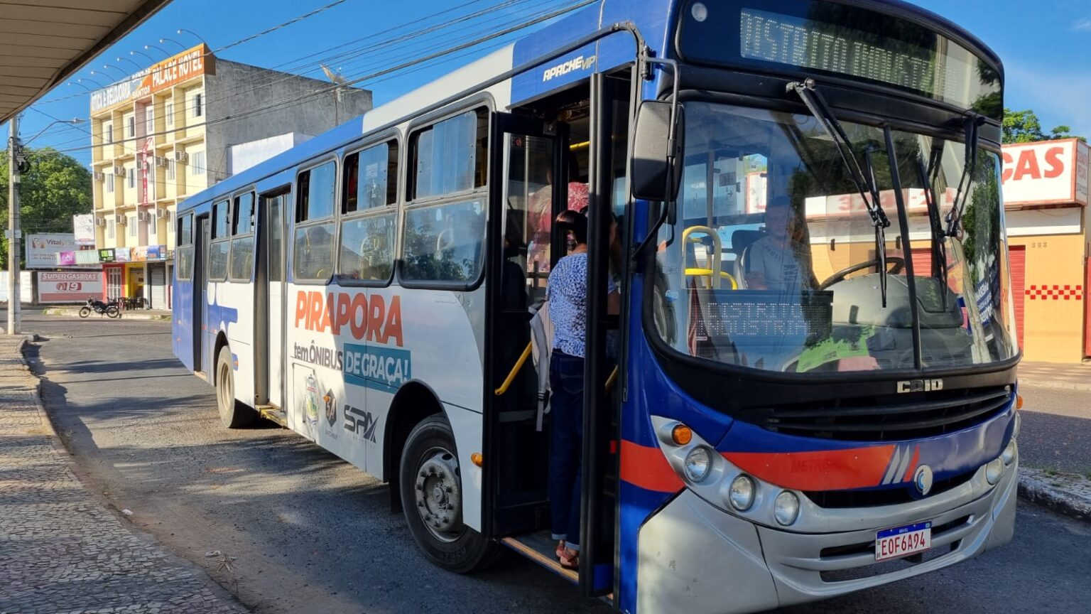 População tem acesso gratuito ao transporte público em Pirapora