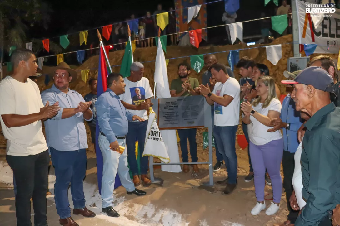 Prefeitura entrega nova balsa e rebocador para o Distrito de Cachoeira do Manteiga