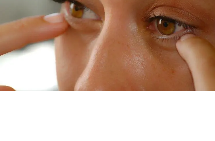 Irritação ocular crônica pode ser sintoma de frouxidão palpebral