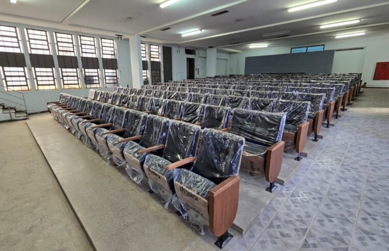 Mais espaço para a Cultura – Prefeitura reforma Sala Geraldo Freire