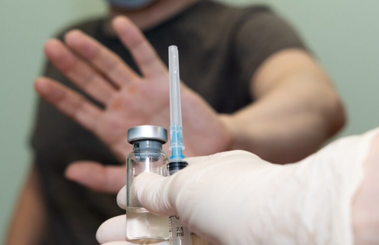 Cerca de 60 mil pessoas ainda não se vacinaram contra a covid-19 em Montes Claros