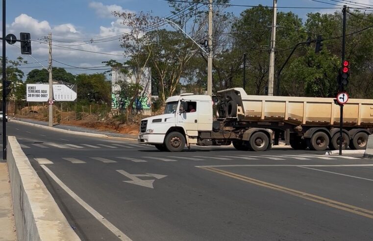 Nova ponte entre Sidney Chaves e Carlos Ferrante transforma mobilidade urbana e agiliza tráfego em Montes Claros
