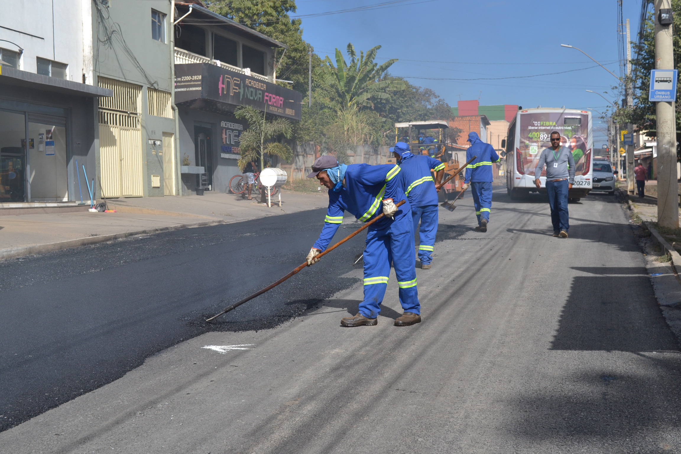Prefeitura avança com o recapeamento da avenida Minas Gerais