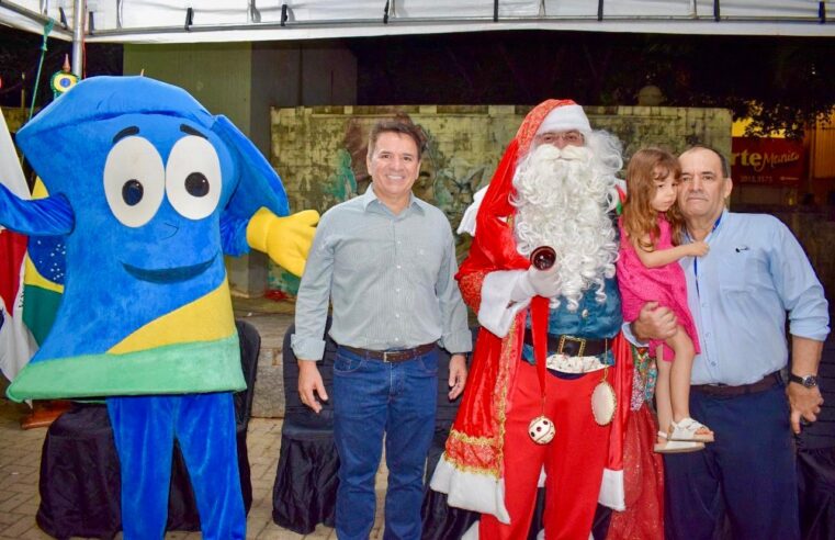 CDL Montes Claros leva magia itinerante do Papai Noel aos bairros durante o mês de dezembro