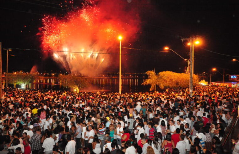 Réveillon da Lagoa promete agitar Montes Claros com shows e queima de fogos