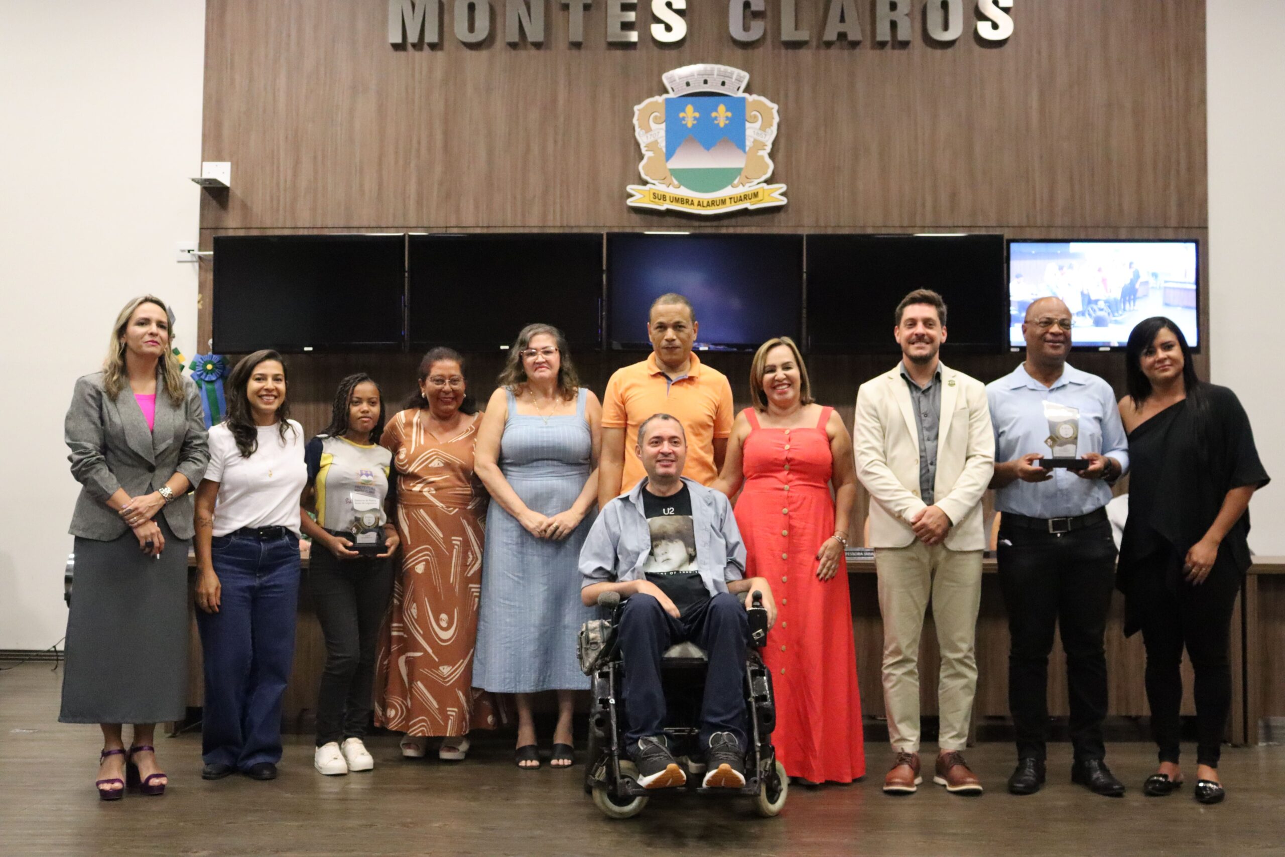 Escola do Legislativo premia jovens poetas em concurso sobre cidadania