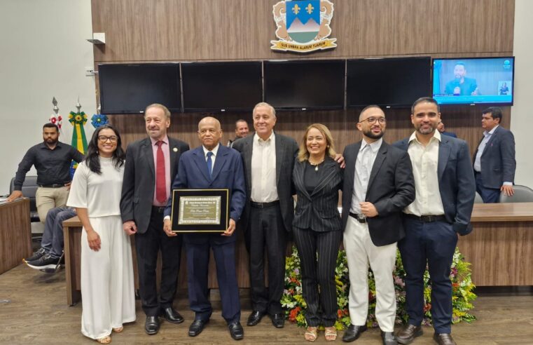 Pedro Ramos recebe título de cidadão honorário em Montes Claros