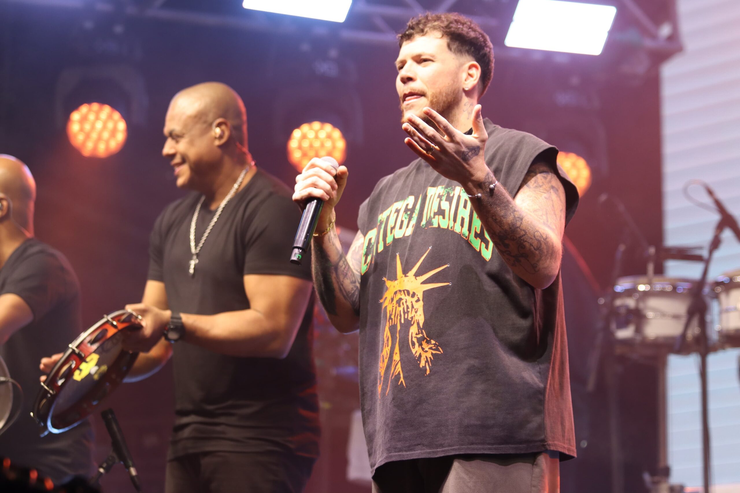 Show gratuito de Ferrugem reúne milhares de pessoas e celebra cultura e lazer em Montes Claros