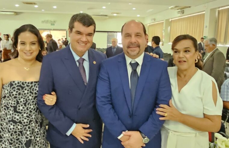 DIPLOMAÇÃO | Juiz eleitoral diploma prefeito Guilherme Guimarães, vice Otávio Rocha, e vereadores de Montes Claros