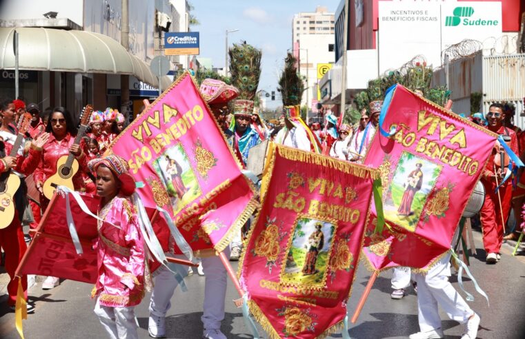 Prefeitura de Montes Claros antecipa repasse de recursos para grupos das Festas de Agosto e fortalece tradição centenária