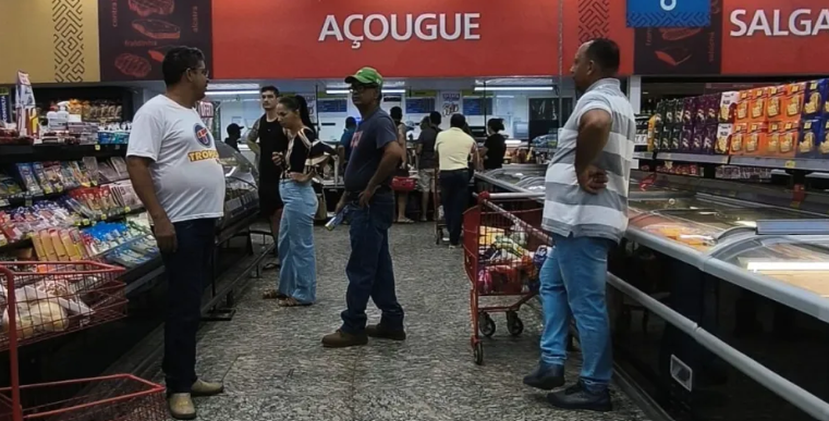 Inflação desacelera em novembro e queda da cesta básica alivia orçamento das famílias em Montes Claros