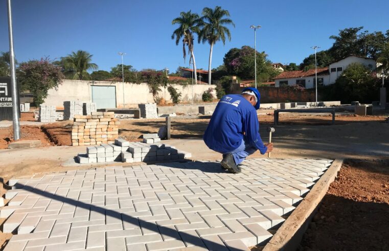 Obras de praças avançam em bairros da região nordeste de Montes Claros