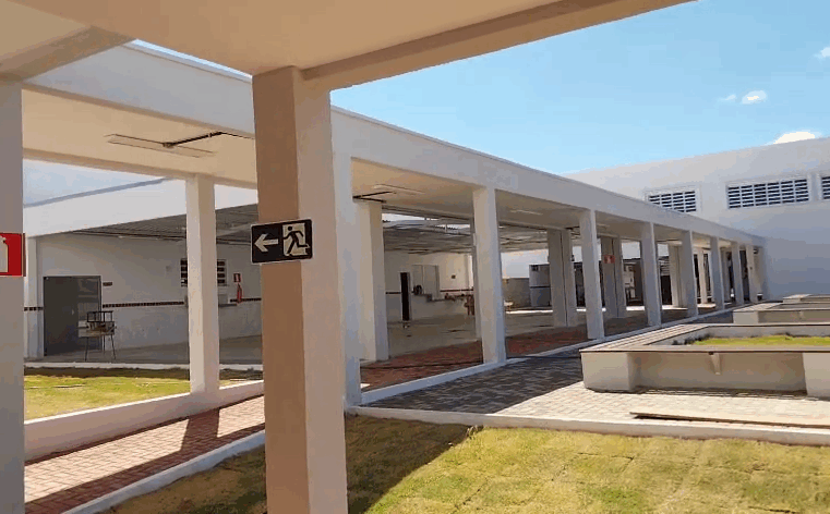 Unimontes entrega Escola do Brasil Profissionalizado ao município de Brasília de Minas