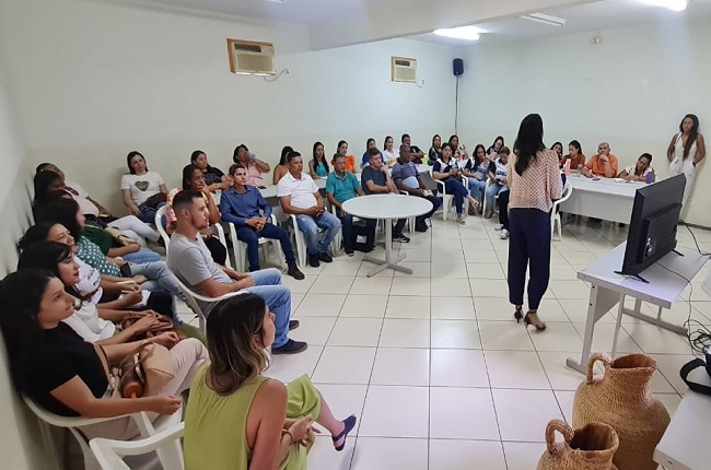 MPMG promove reunião com conselheiros tutelares dos municípios que integram a comarca de Araçuaí