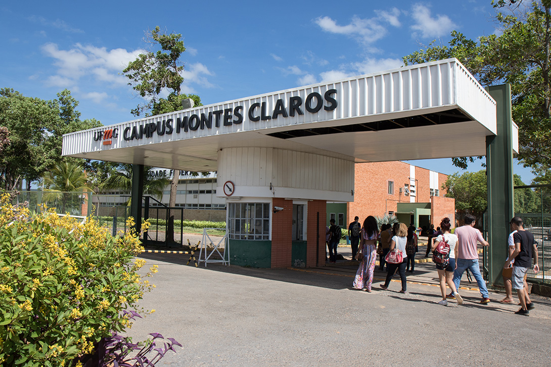 Espanha propõe intercâmbio com UFMG em Montes Claros
