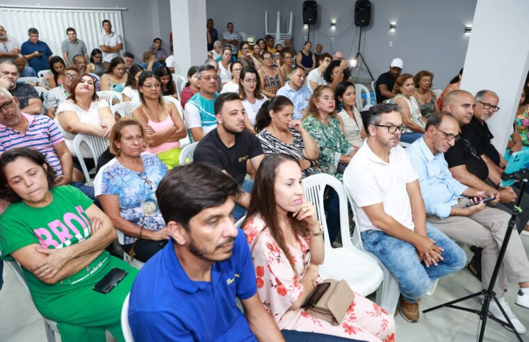 Prefeitura assina ordem de serviço para asfaltar ruas dos bairros São Judas e Cristo Reis