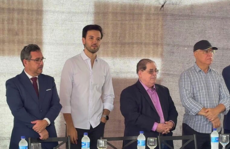 Presidente do Hospital Aroldo Tourinho participa de solenidade da Unimontes em Bocaiuva