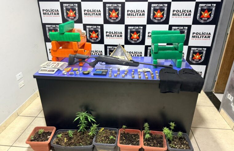 Denúncia leva PM a apreender 13 pés de maconha e barras da droga em casa de Pirapora