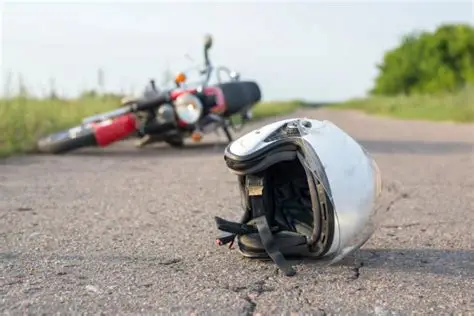 Lombada e terra solta provocam morte de motociclista em Rio Pardo de Minas