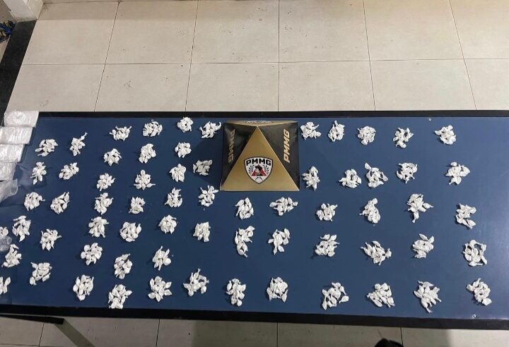 Polícia prende suspeito e apreende mais de 650 papelotes de cocaína