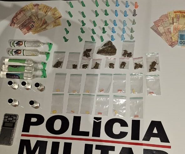 Polícia Militar apreende drogas e prende suspeito de tráfico em Montes Claros