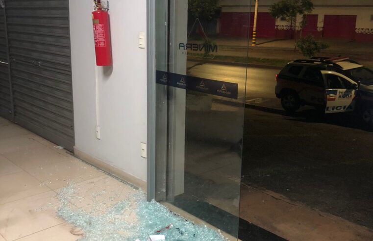 FLAGRANTE NA MADRUGADA | Homem é preso dentro de empresa após arrombamento em Montes Claros