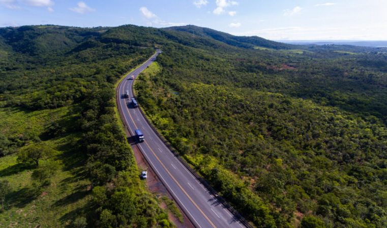 RODOVIAS DE MINAS GERAIS | Intervenções em andamento e sistema de pare e siga