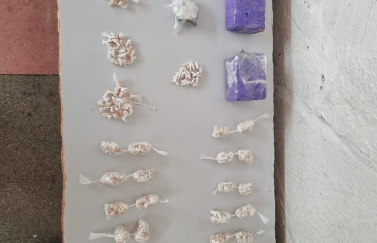 Polícia Militar prende homem e apreende grande quantidade de substâncias semelhantes a drogas em Montes Claros