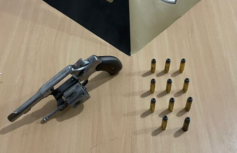 Polícia Militar apreende arma de fogo e munições em Francisco Sá após denúncia