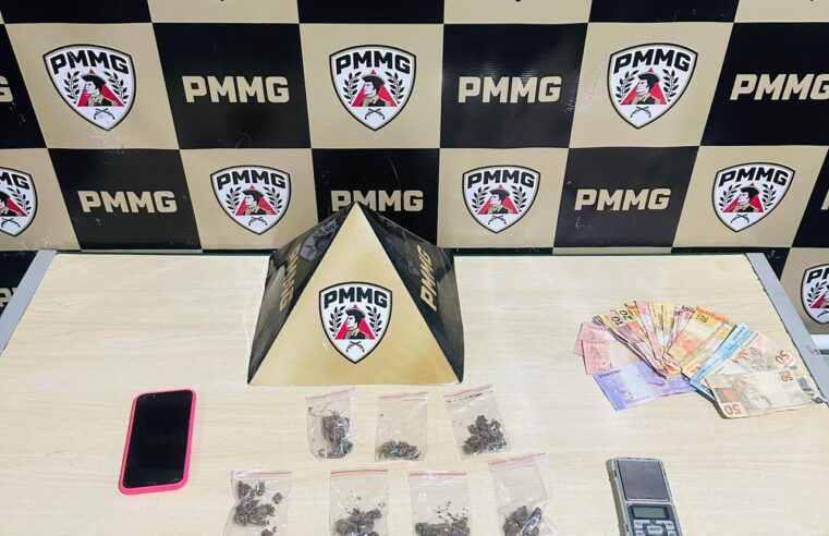 TRÊS MARIAS | Polícia Militar prende jovem suspeito de tráfico de drogas durante patrulhamento