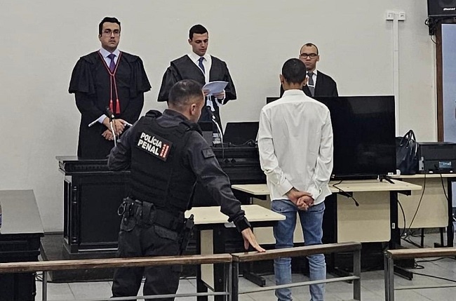 Justiça condena homem a 45 anos de reclusão por feminicídio contra sua companheira, em Caraí, no Vale do Jequitinhonha