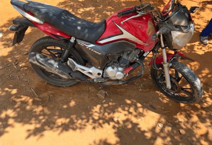 Motociclista morre após bater contra calçada em Buritizeiro