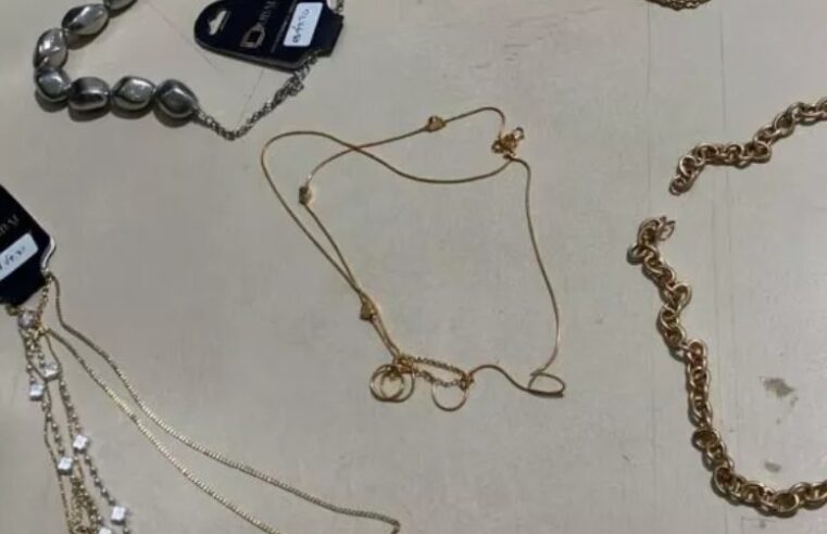 Dupla é presa e bens furtados são recuperados após furto no Centro de Bocaiuva