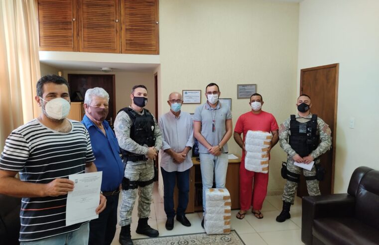 Máscaras fabricadas por detentos são doadas a municípios atingidos pelas chuvas
