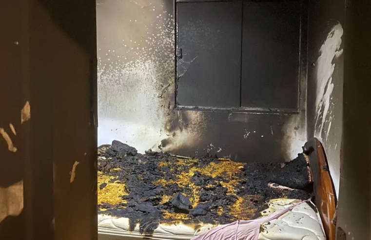 Homem é preso após atear fogo na casa da mãe em Brasília de Minas