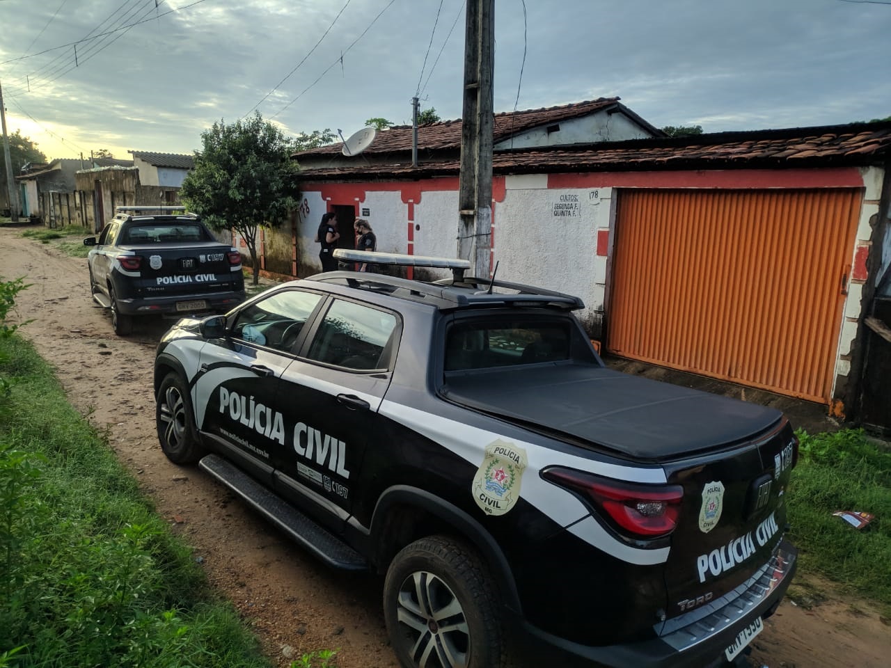 Polícia Civil prende casal suspeito de assaltar bar em Buritizeiro